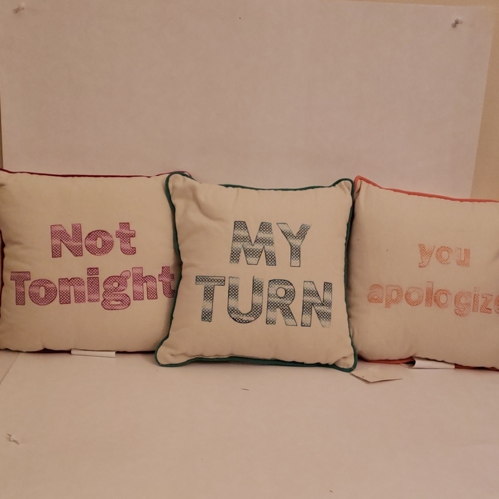 Pillows - Picture 2 of 8